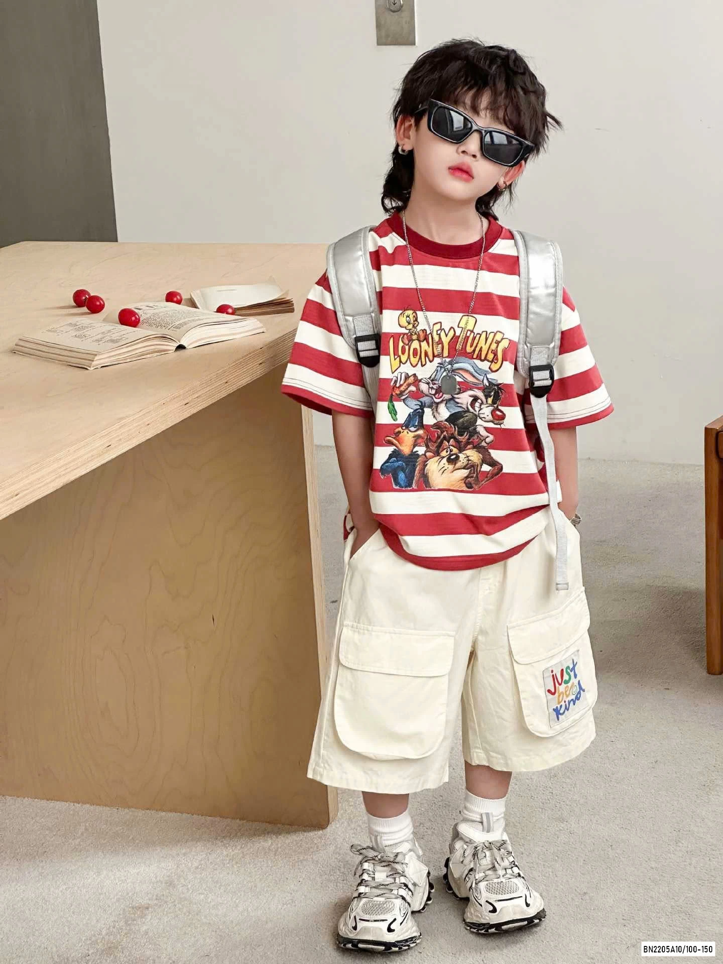 ÁO ĐỎ KẺ MIX SHORT TRẮNG