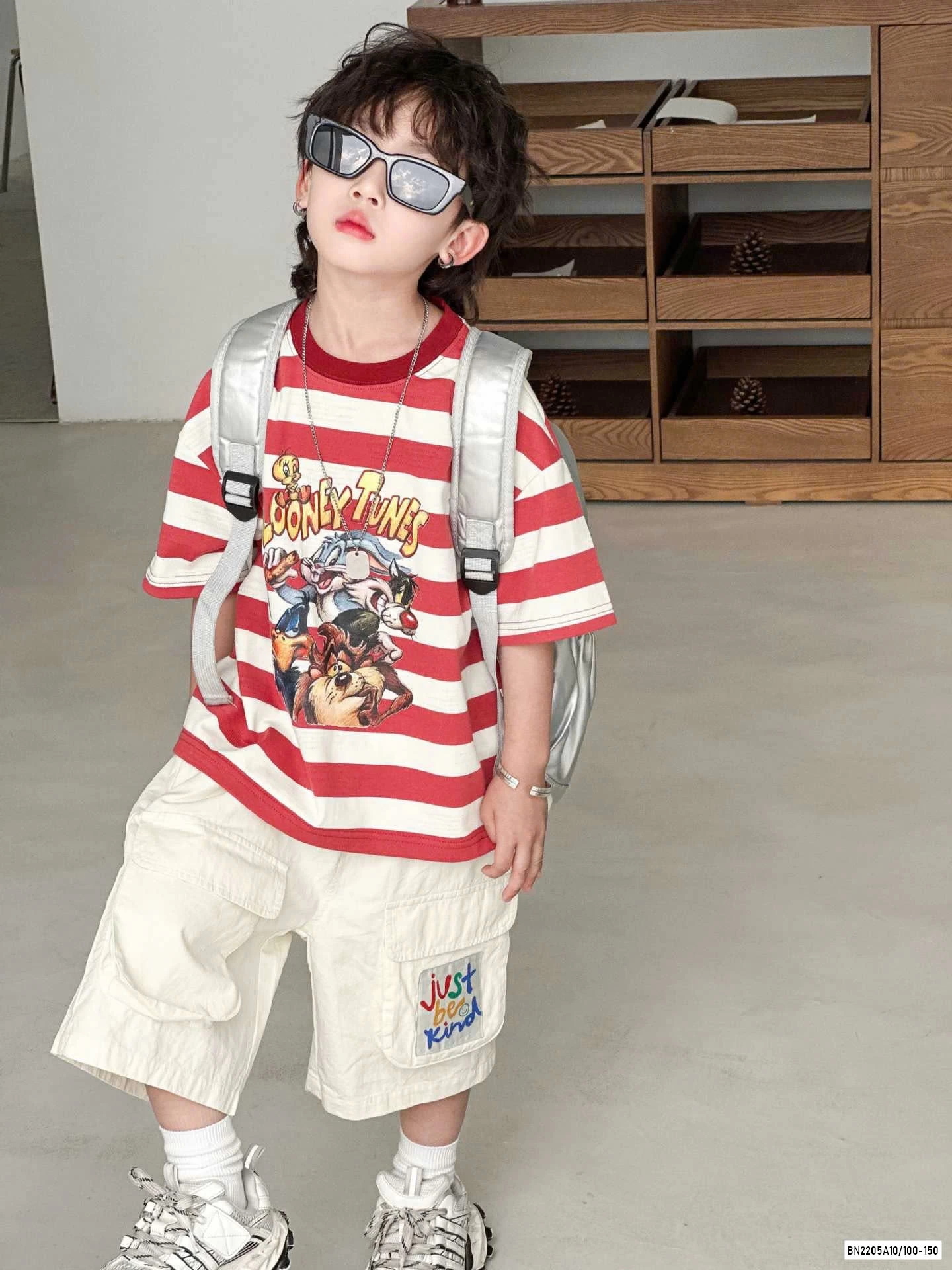 ÁO ĐỎ KẺ MIX SHORT TRẮNG