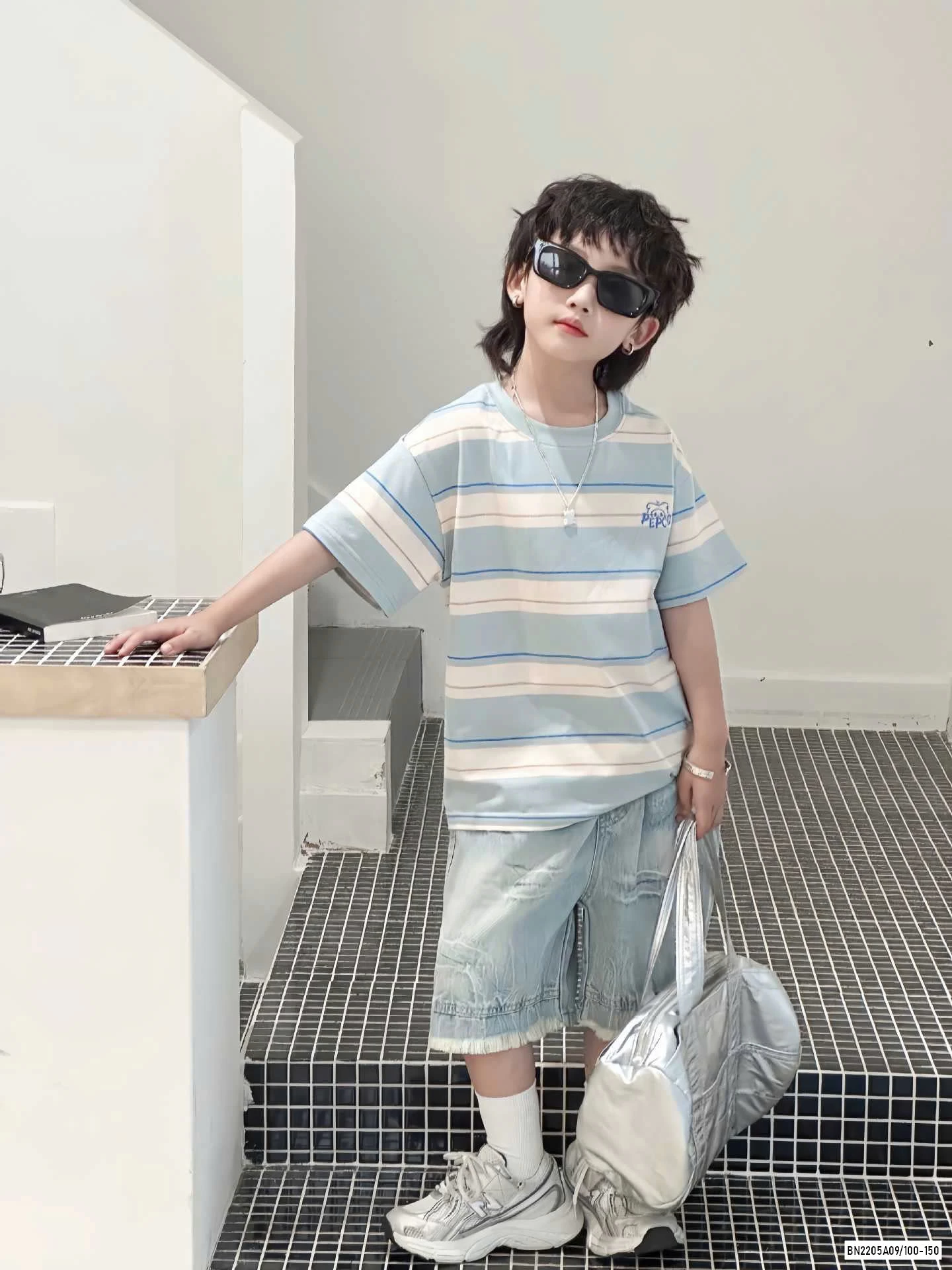 ÁO KẺ XANH MIX SHORT JEANS TUA GẤU