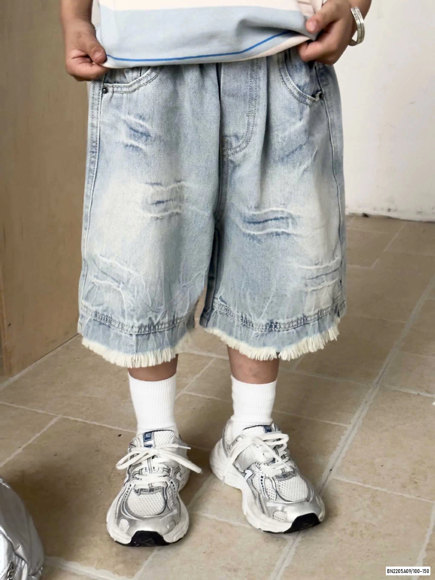 ÁO KẺ XANH MIX SHORT JEANS TUA GẤU
