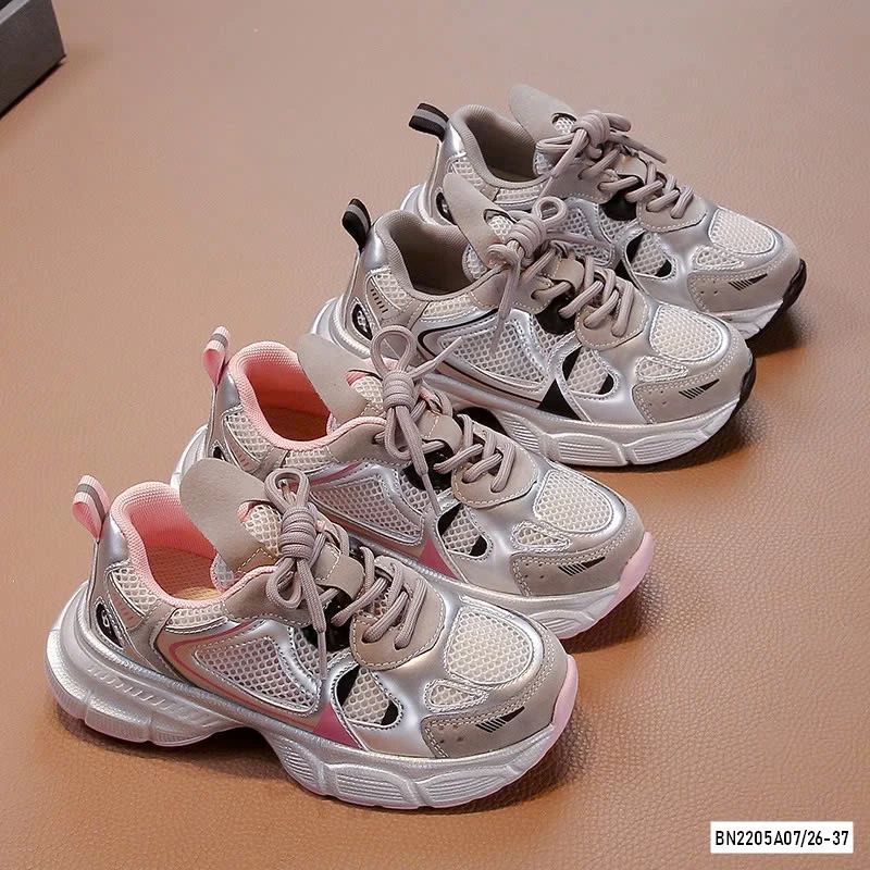 SNEAKER THOÁNG KHÍ CÁ TÍNH