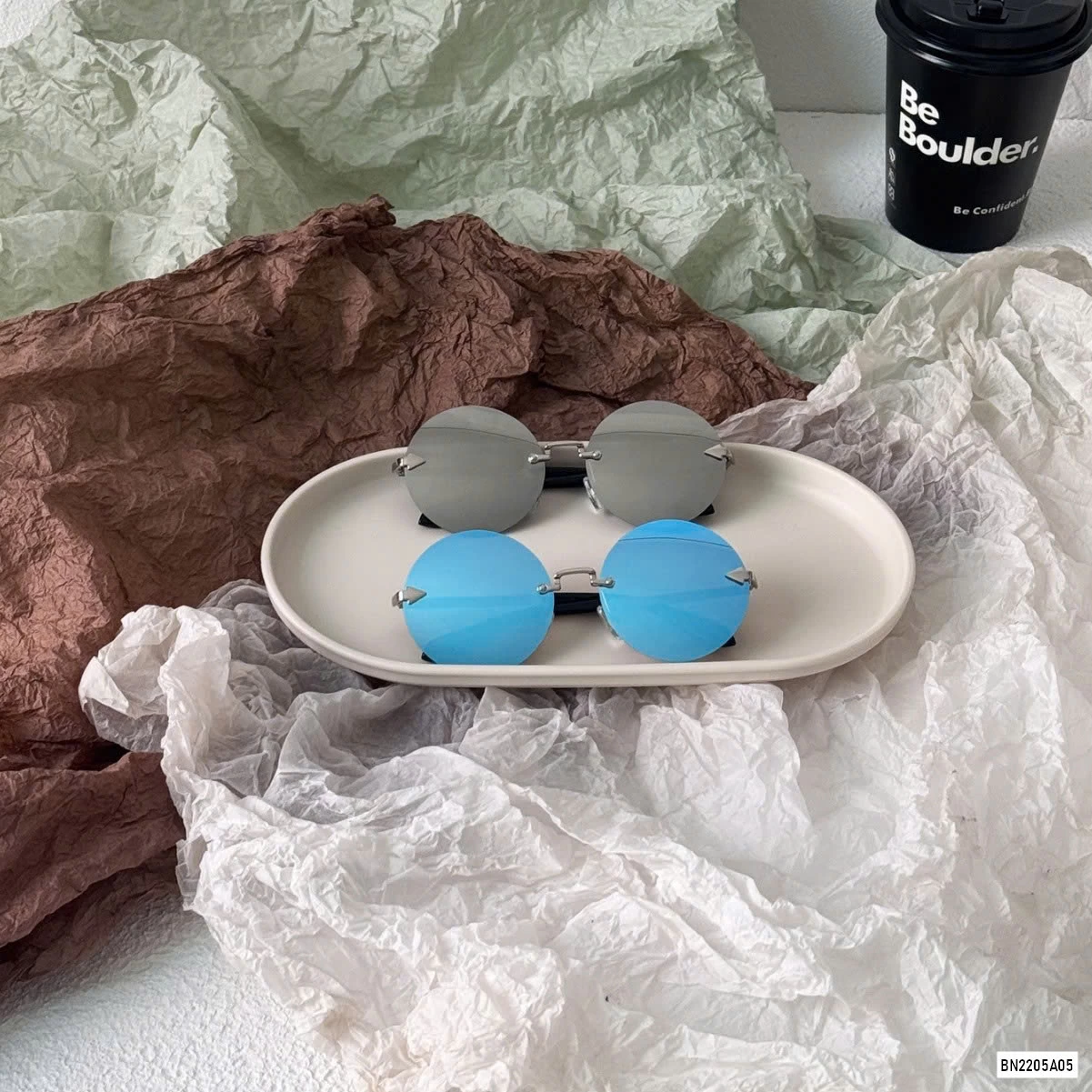 KÍNH RÂM TRÁNG GƯƠNG