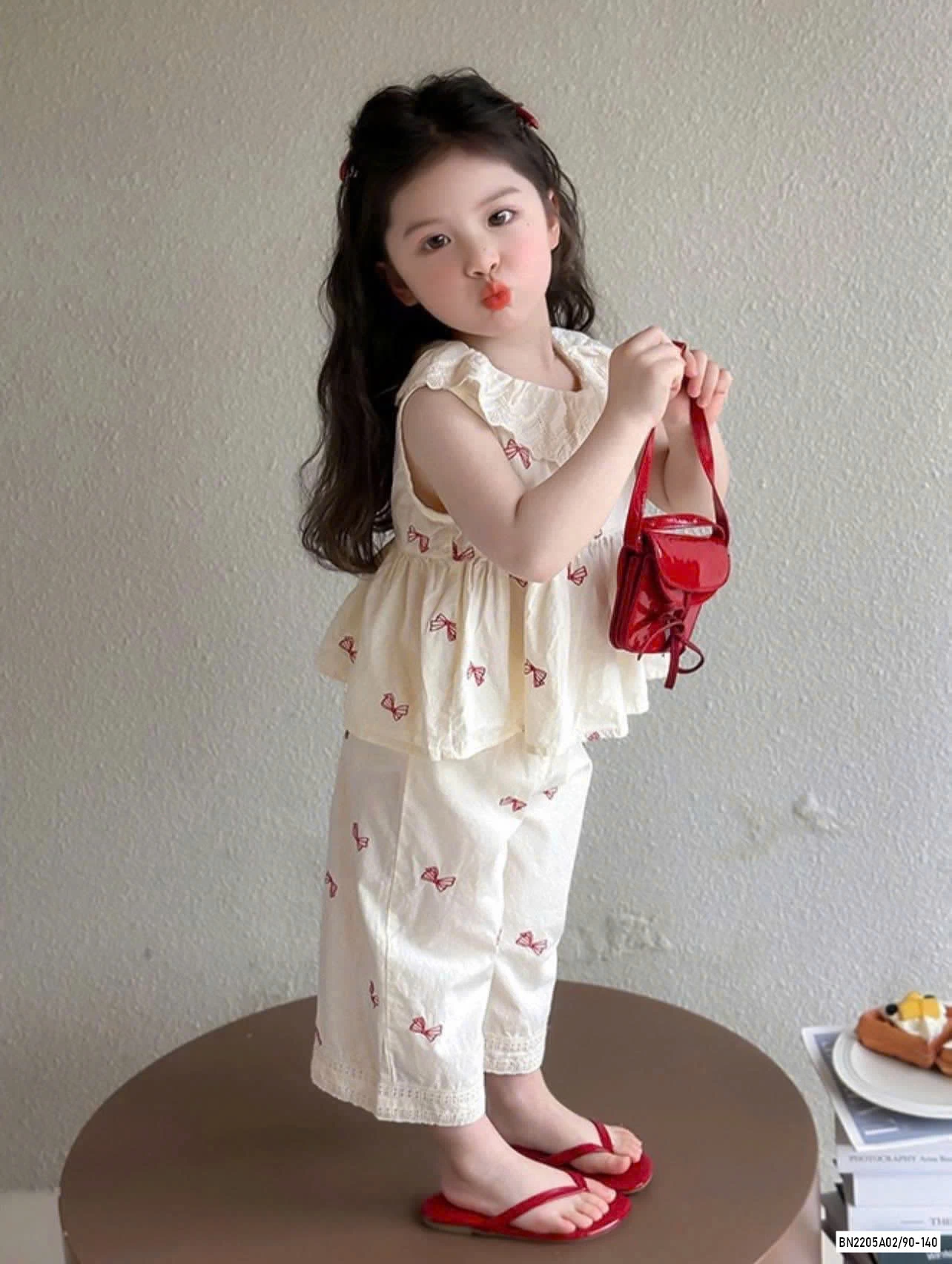 SÉT SUÔNG THÔ THÊU NƠ ĐỎ