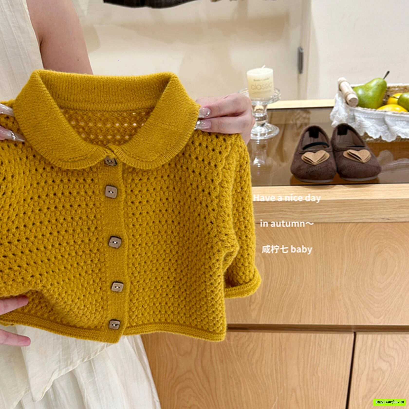 KHOÁC LEN VÀNG MIX QUẦN CARO NÂU TBABY
