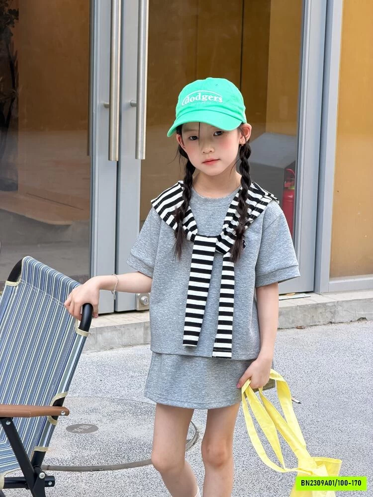 SÉT VÁY KÈM CHOÀNG BASIC 26C228 AMBB