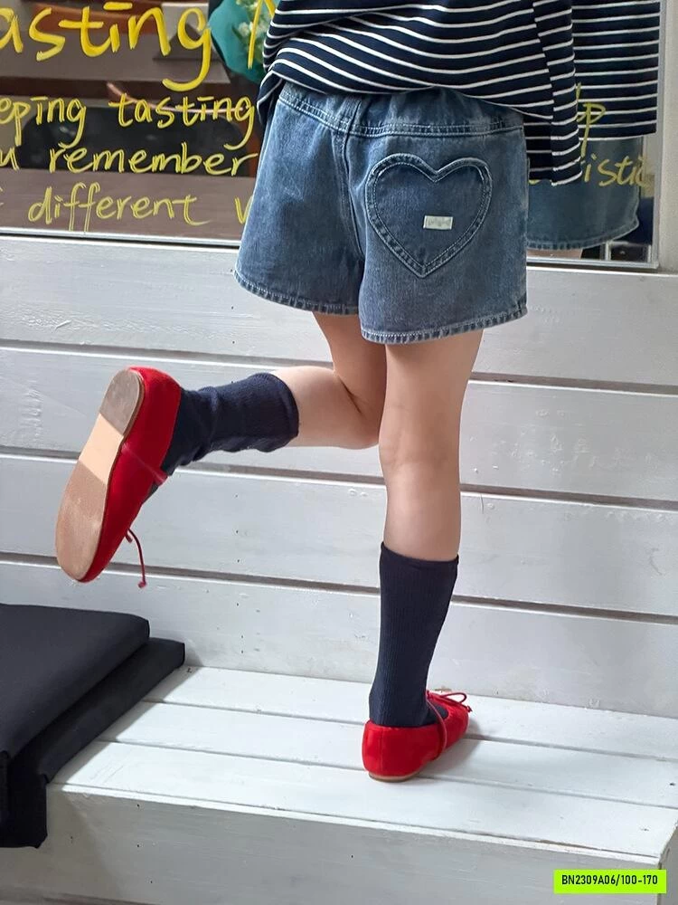 SHORT JEANS TÚI TRÁI TYM 26C204 AMBB