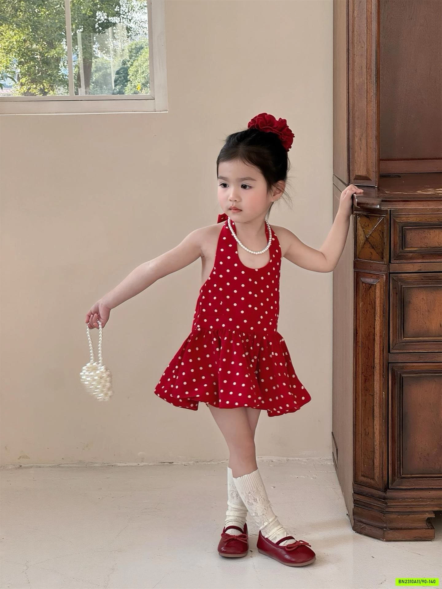 ĐẦM BÍ ĐỎ CHẤM BI KHOÉT LƯNG