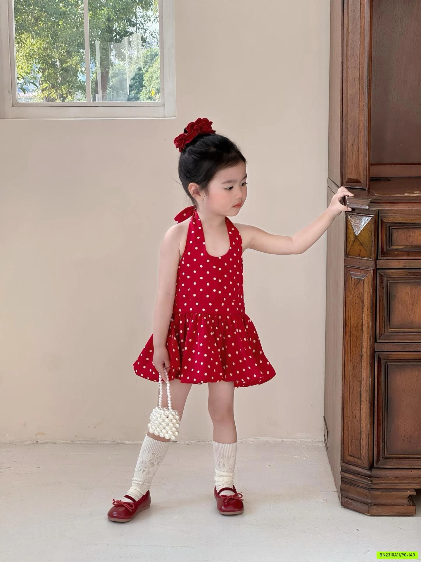 ĐẦM BÍ ĐỎ CHẤM BI KHOÉT LƯNG