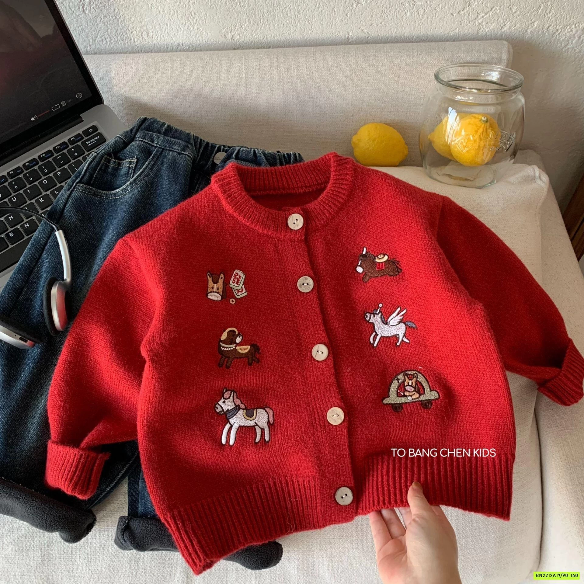 CARDIGAN LEN ĐỎ THÊU NGỰA