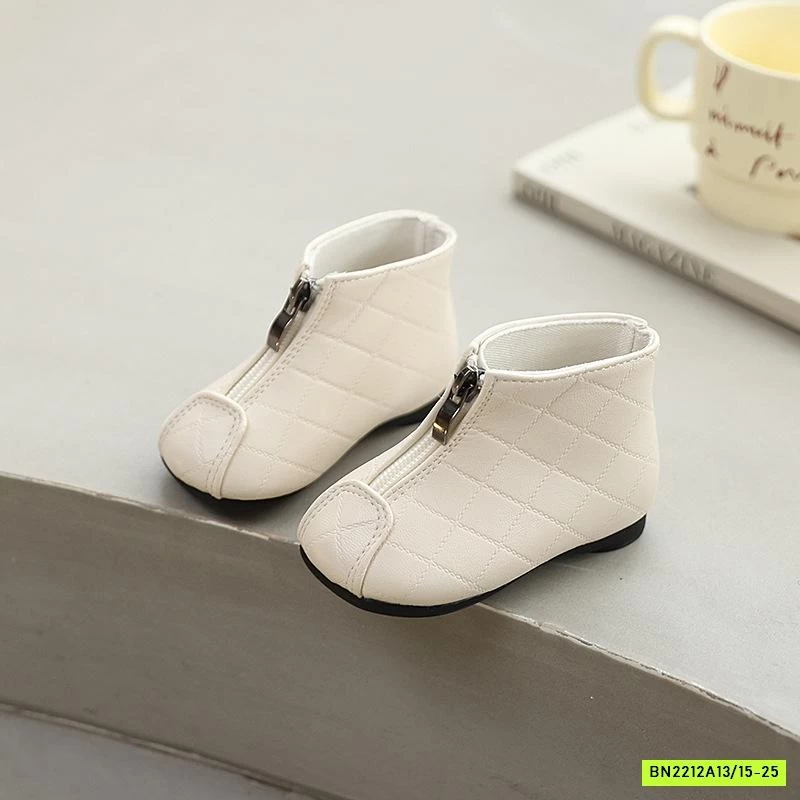 BOOT TRẦN TRÁM CỔ THẤP