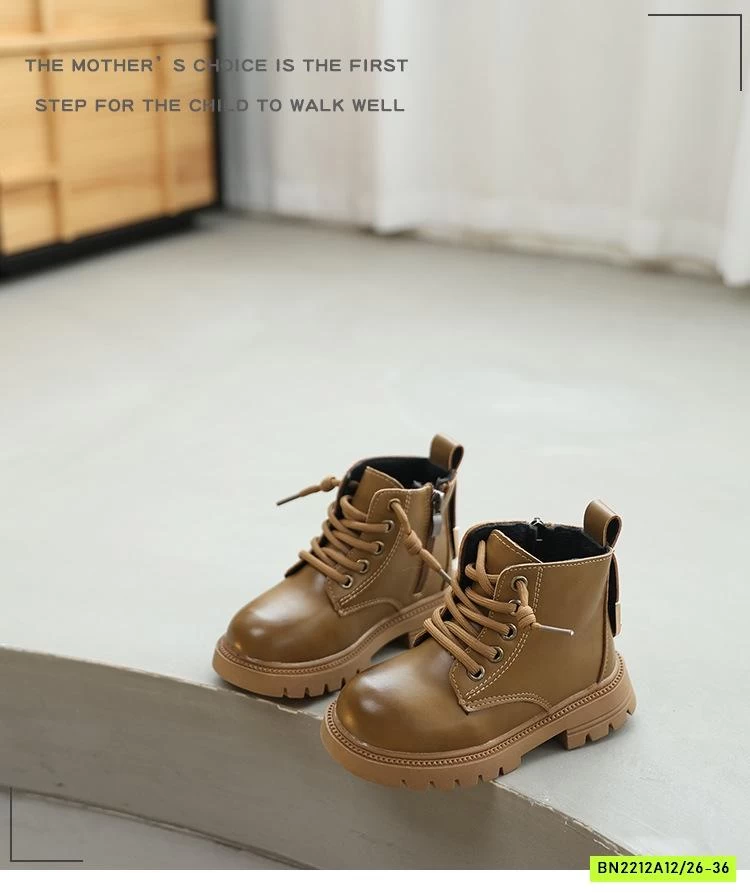 BOOT BÉ TRAI ĐẾ ĐINH CÁ TÍNH