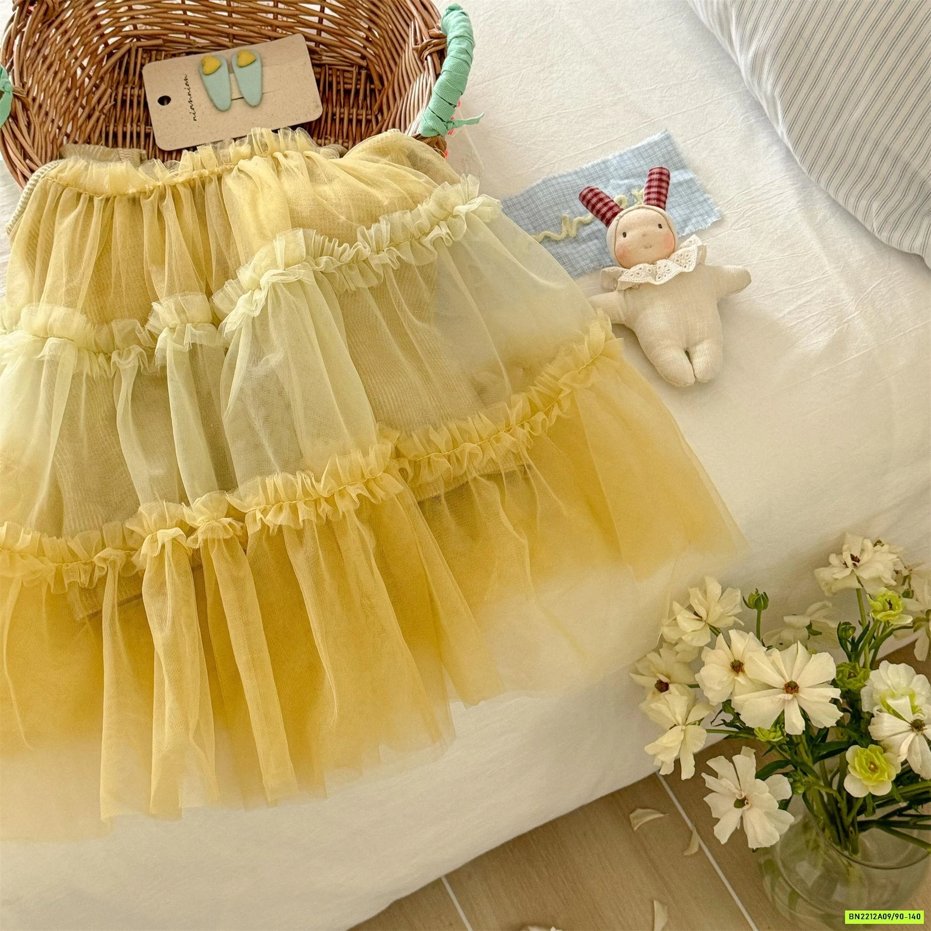 ĐẦM VÀNG PHỐI VOAN