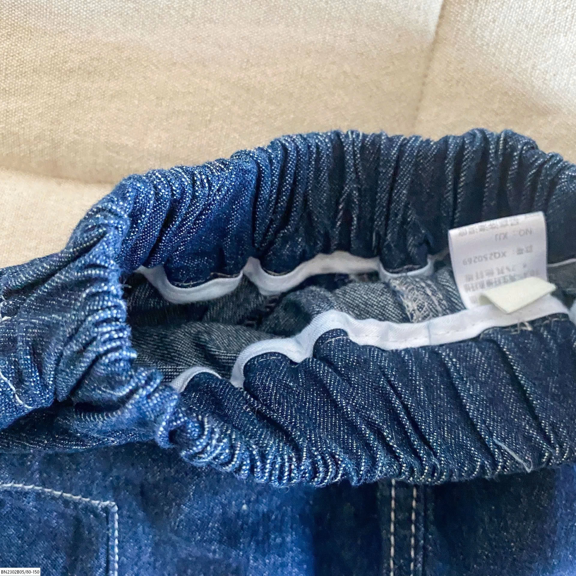 QUẦN SHORT DENIM CHỈ NỔI