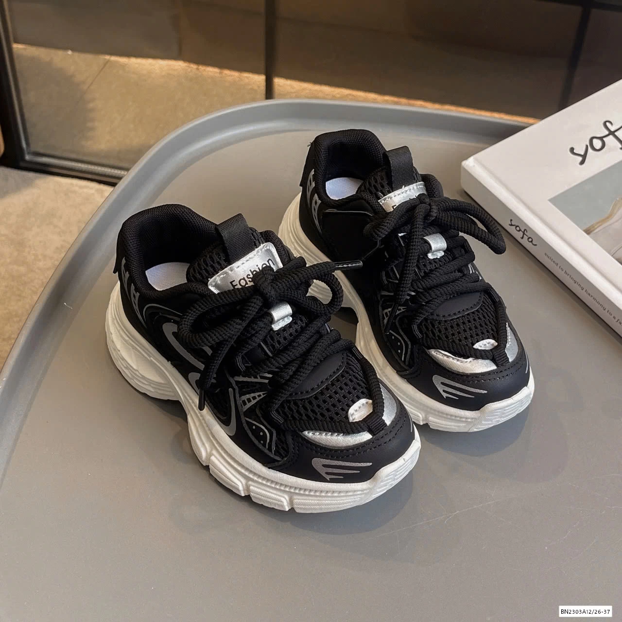 GIÀY THỂ THAO THOÁNG KHÍ