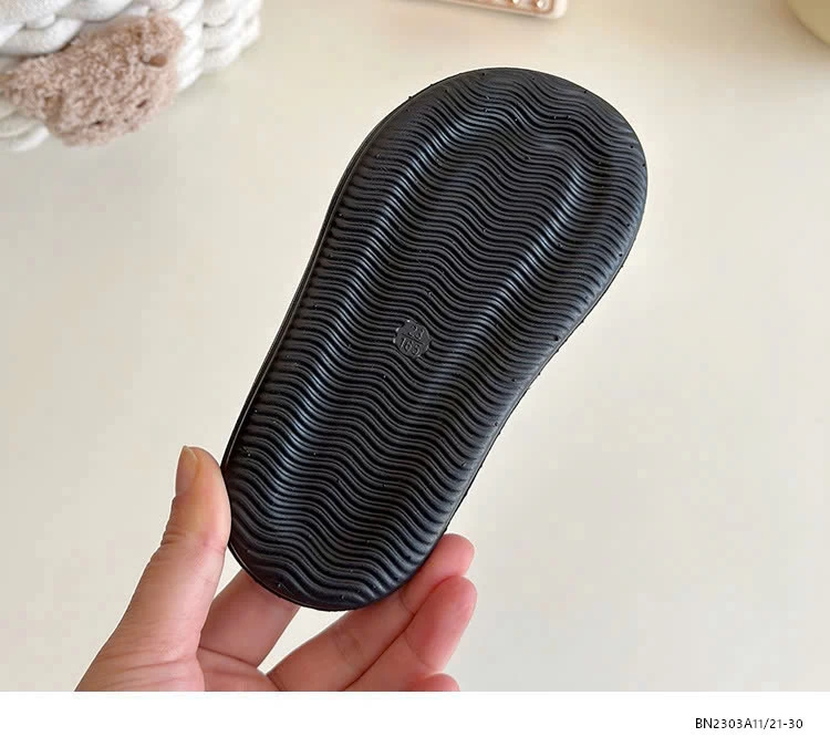 SANDAL QUAI CHÉO CHO BÉ