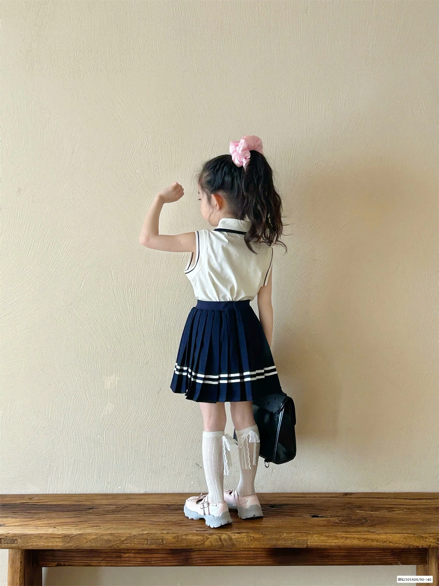 SÉT NỮ SINH CV XẾP LY