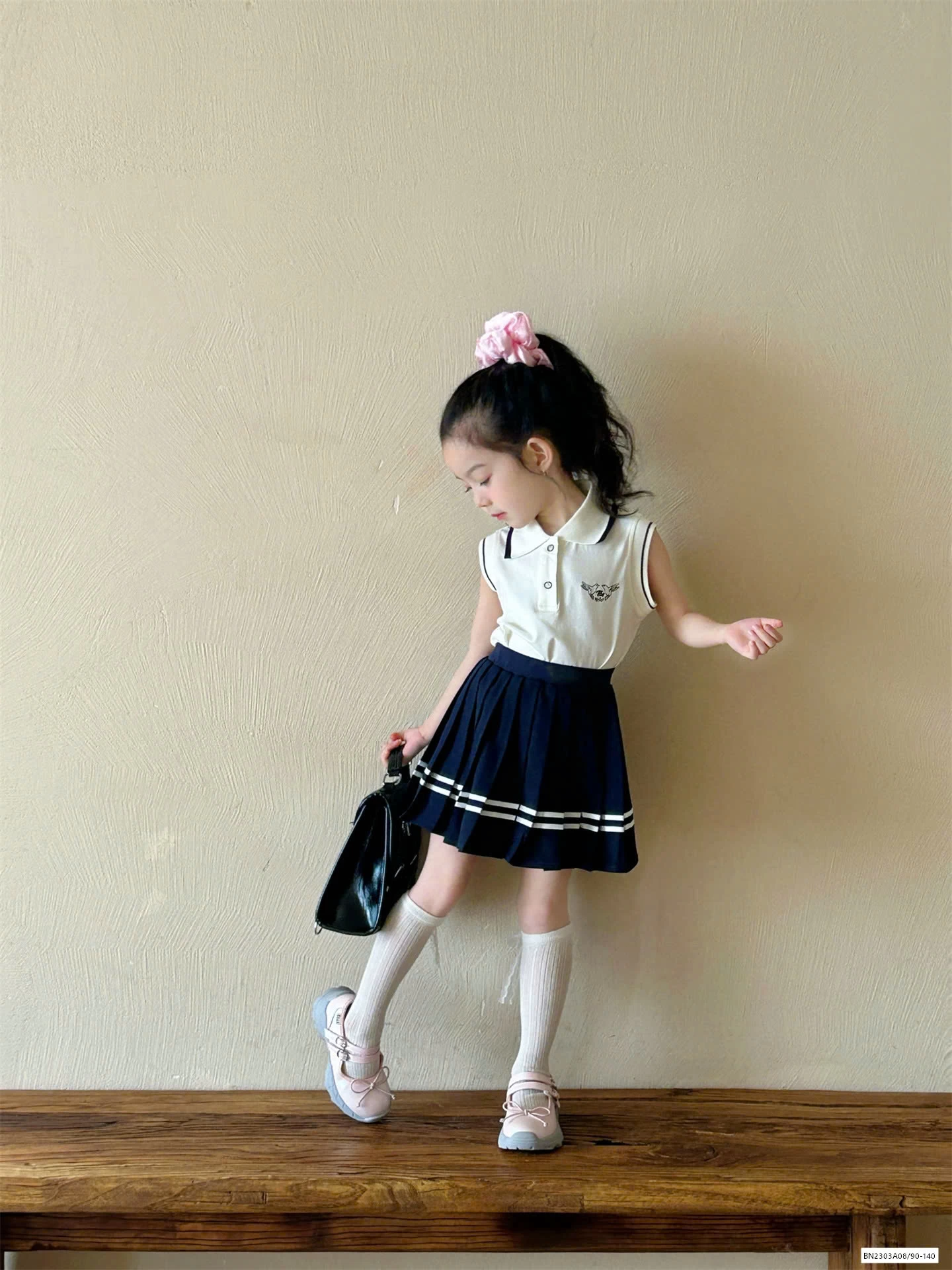 SÉT NỮ SINH CV XẾP LY