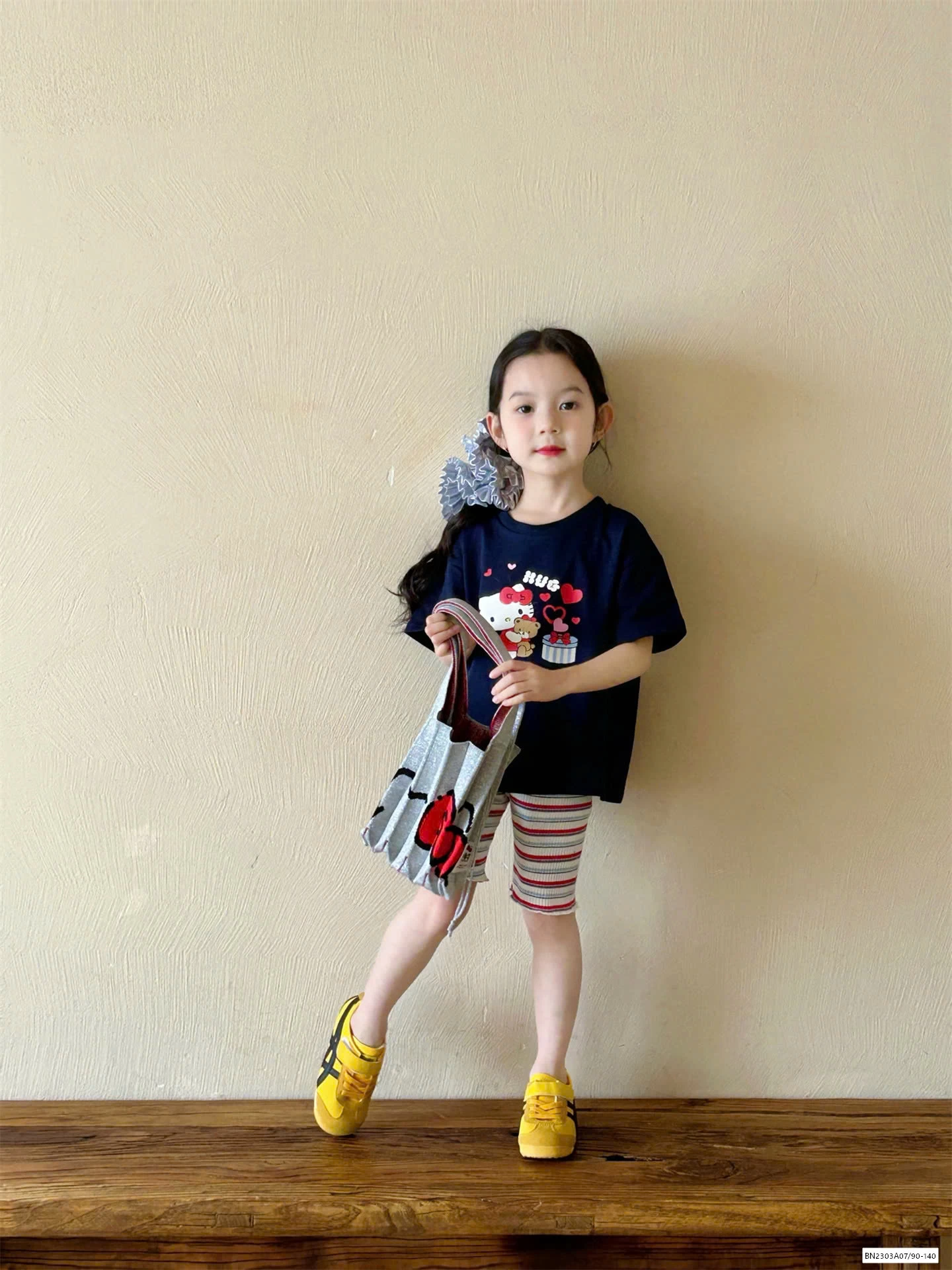 ÁO KITTY MIX LEGGING KẺ