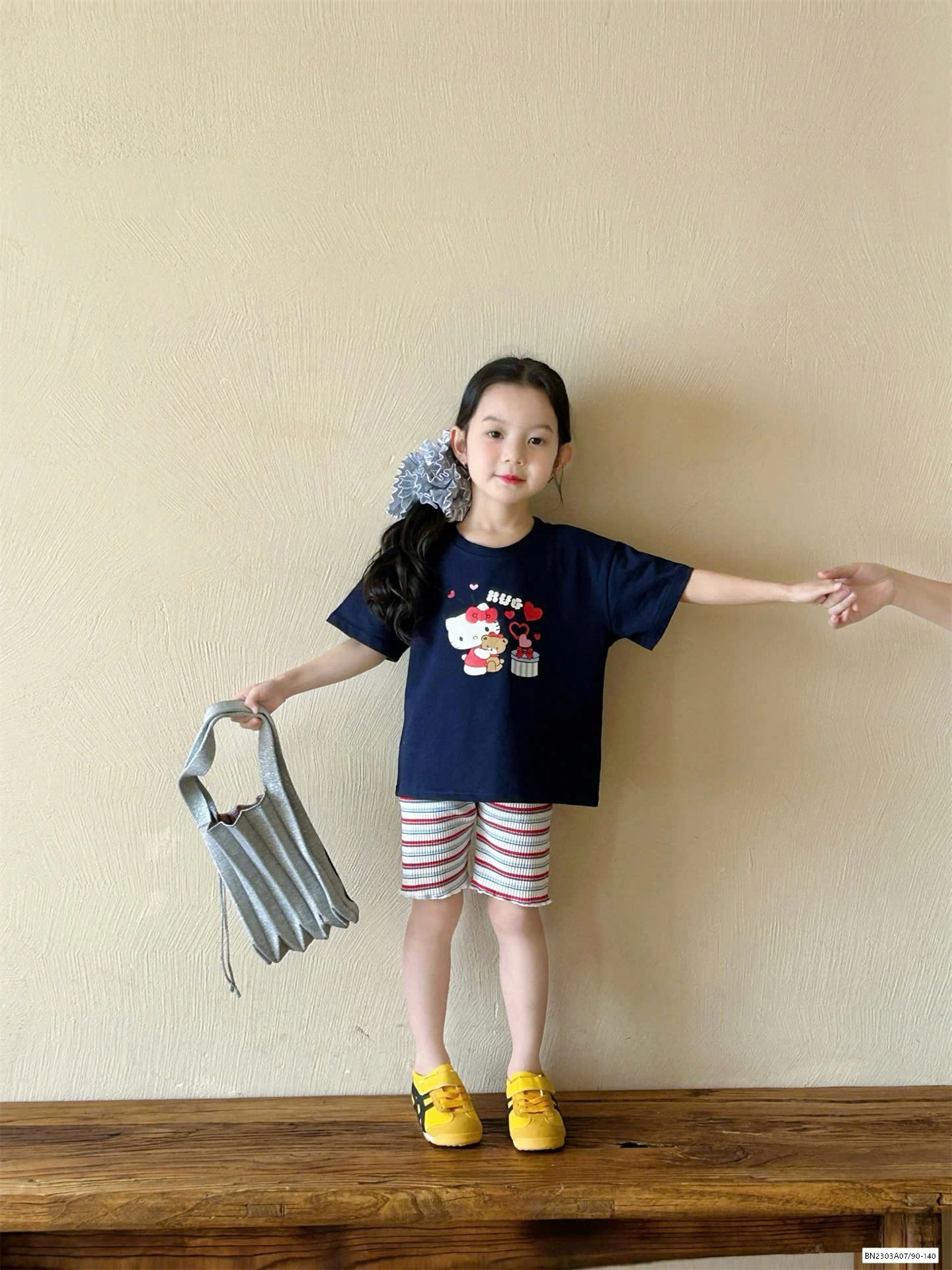 ÁO KITTY MIX LEGGING KẺ