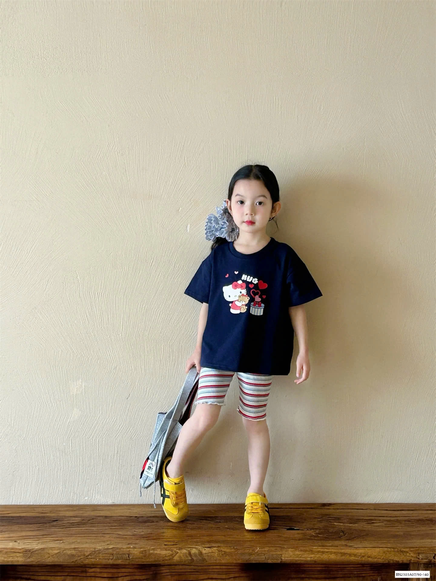 ÁO KITTY MIX LEGGING KẺ