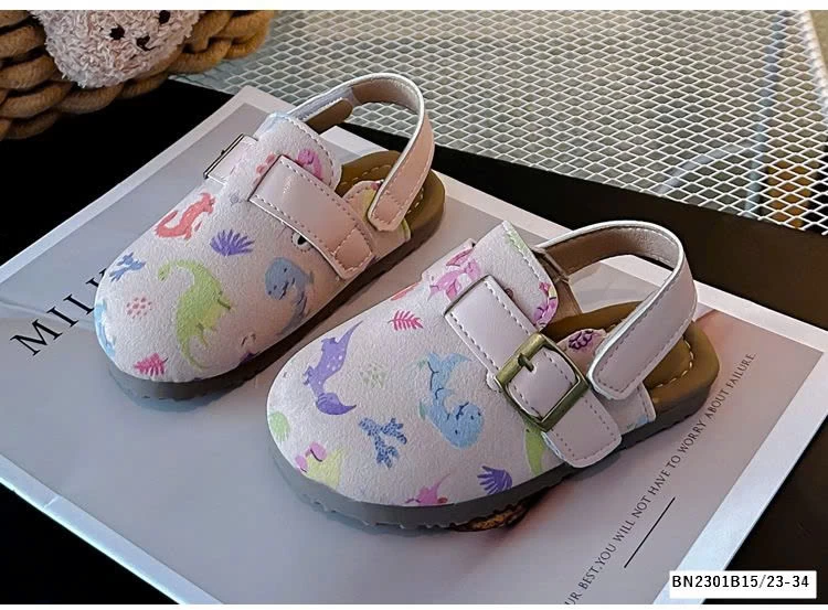 GIÀY ĐI BIỂN MÙA HÈ DA LỘN