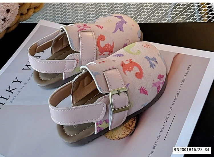 GIÀY ĐI BIỂN MÙA HÈ DA LỘN