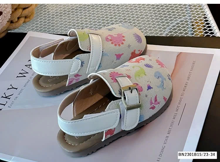 GIÀY ĐI BIỂN MÙA HÈ DA LỘN