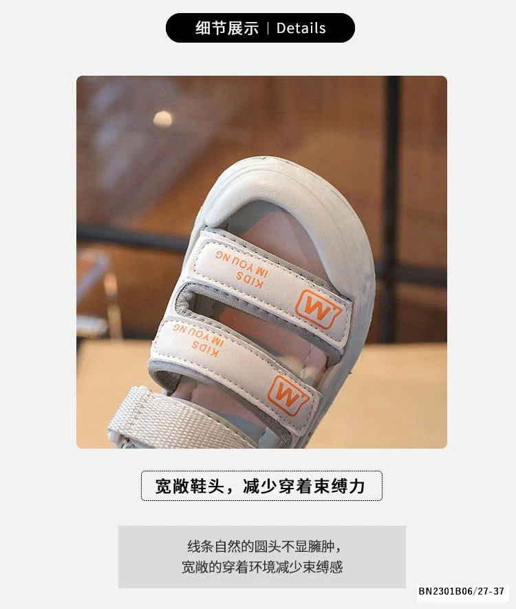 DÉP SANDAL HỌC SINH CHỮ W