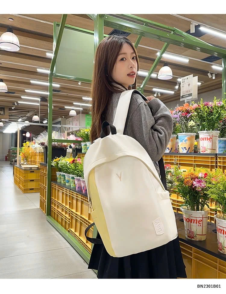 BALO VẢI DÙ TRUNG HỌC