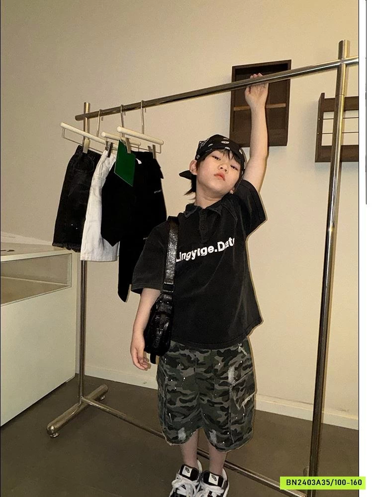 POLO ĐEN IN CHỮ BẠC MÀU CAO CẤP