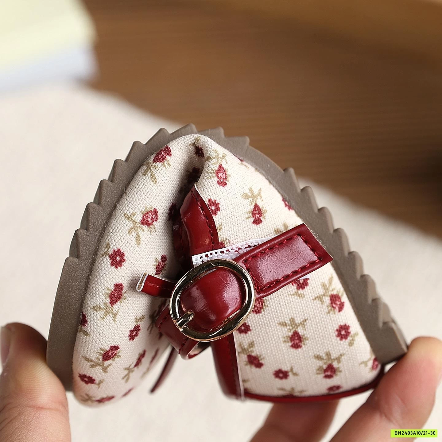 GIÀY BÚP BÊ HOA NHÍ GẮN NƠ