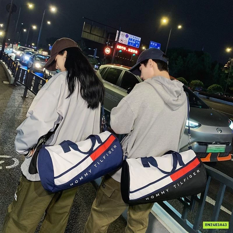 TÚI THỂ THAO TOMMY