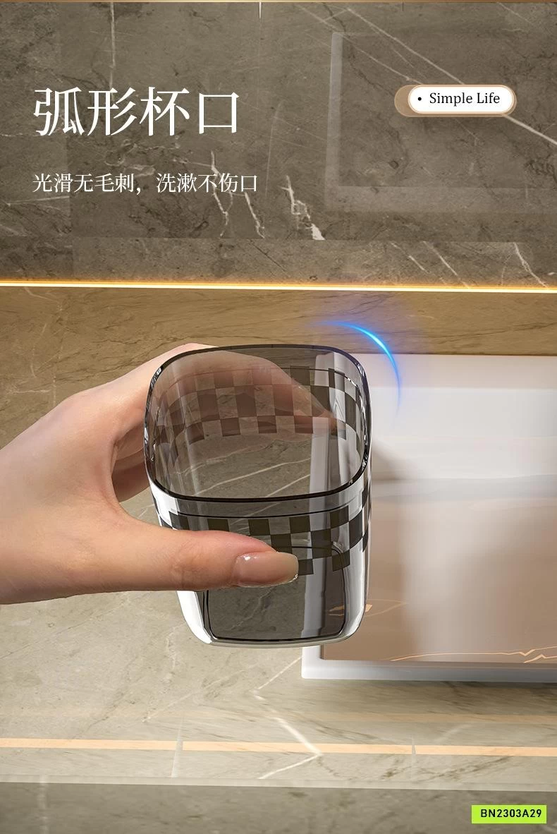 CỐC ĐỰNG BÀN CHẢI DU LỊCH