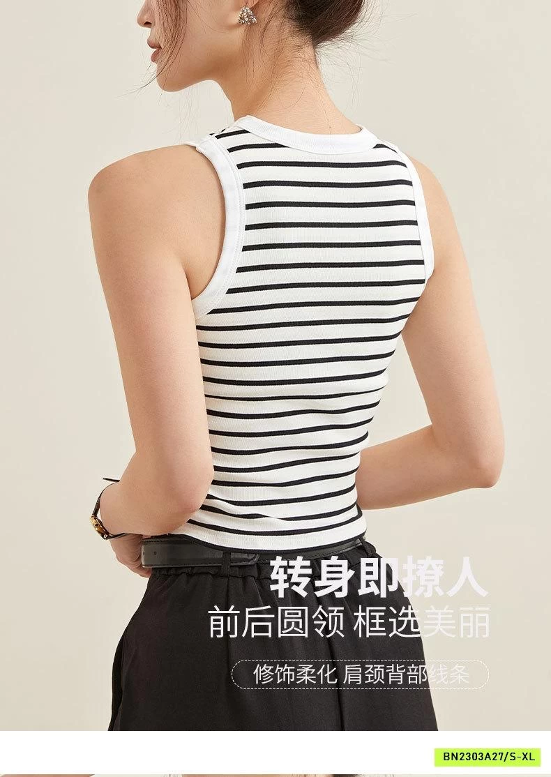 ÁO KẺ BA LỖ KÈM BRA