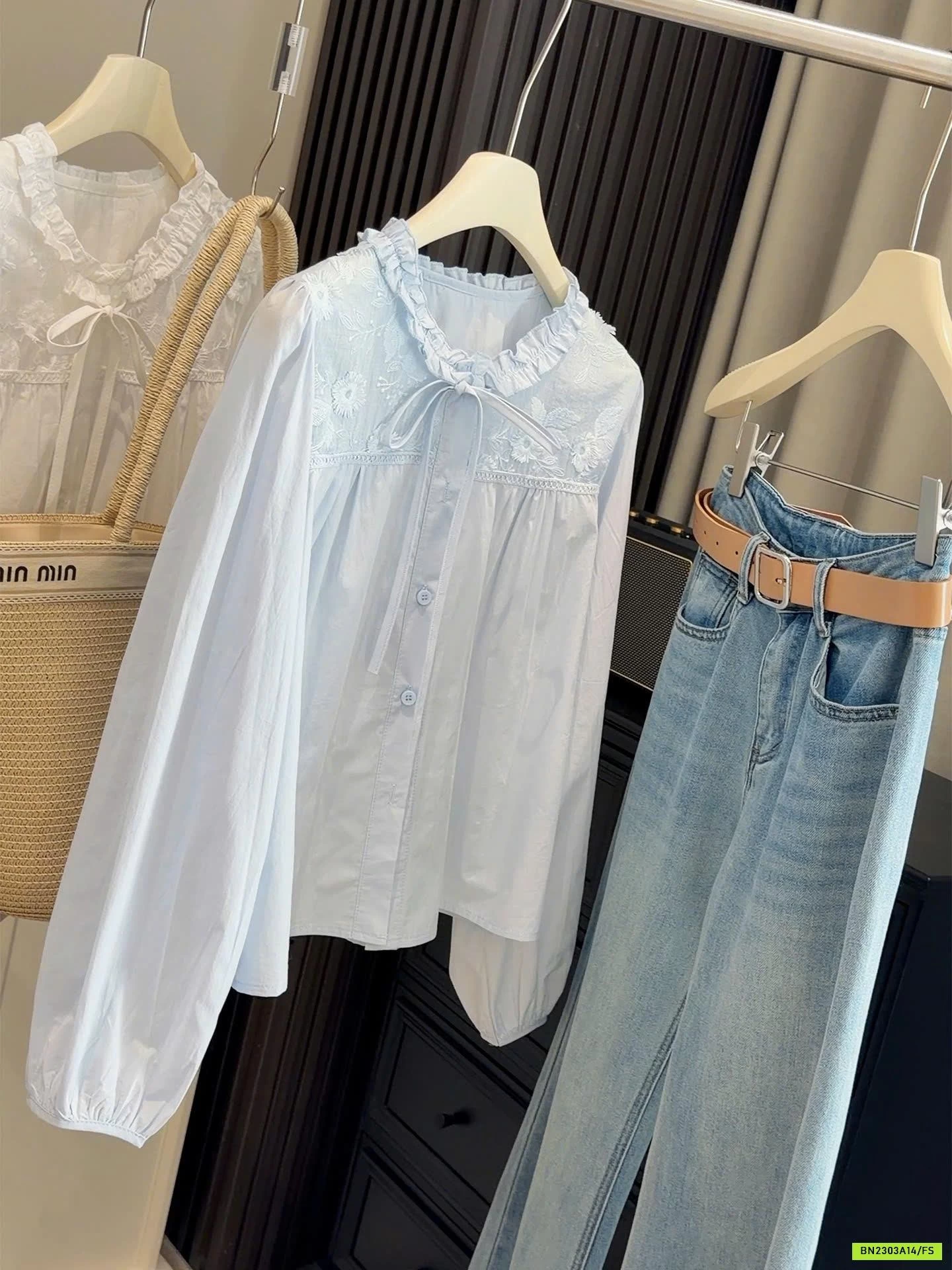 SƠ MI ANNA CỔ BÈO THẮT NƠ