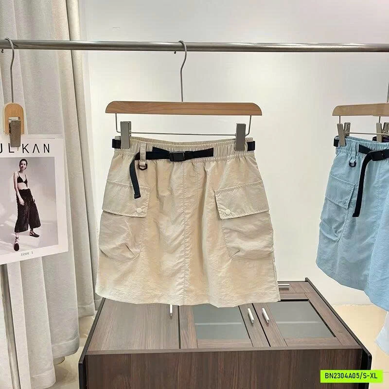 CHÂN VÁY GIÓ TÚI HỘP