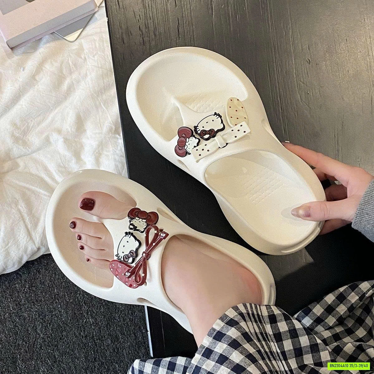 TÔNG EVA KITTY ĐẾ SÓNG