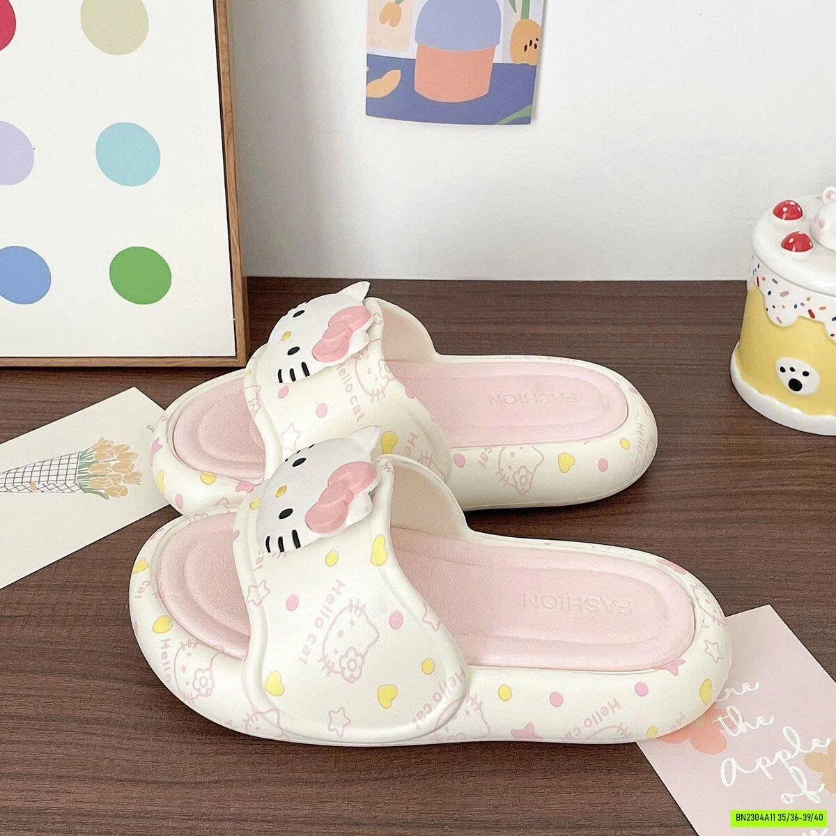 DÉP LÊ ĐẾ BÁNH MỲ KUTE