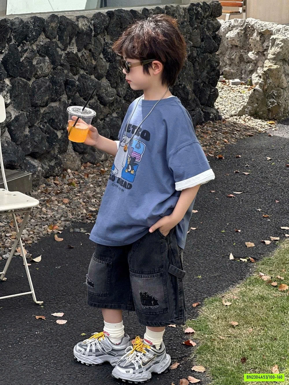 ÁO THUN XANH MIX SHORT ĐEN VÁ GỐI AFTE