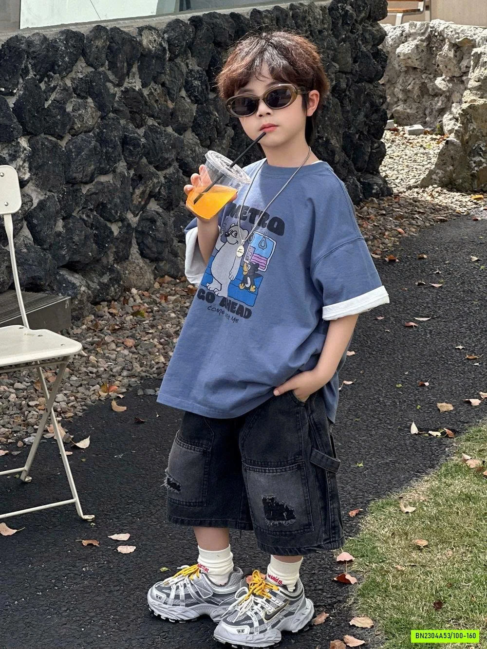 ÁO THUN XANH MIX SHORT ĐEN VÁ GỐI AFTE