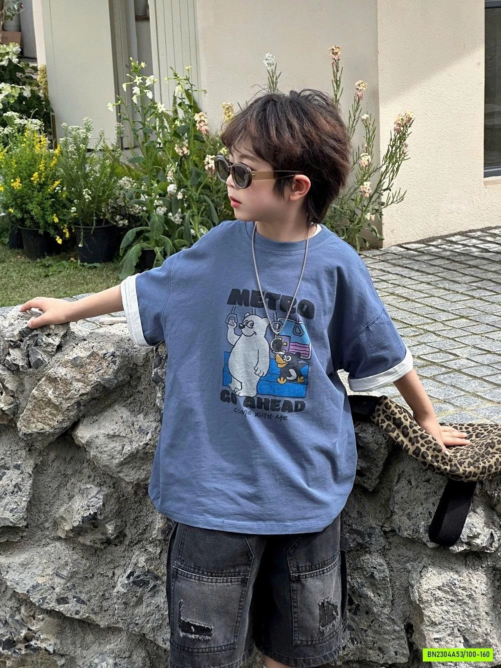 ÁO THUN XANH MIX SHORT ĐEN VÁ GỐI AFTE