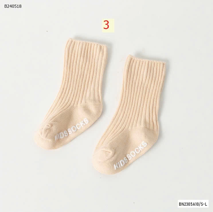 TẤT TRƠN MÀU CHỐNG TRƯỢT