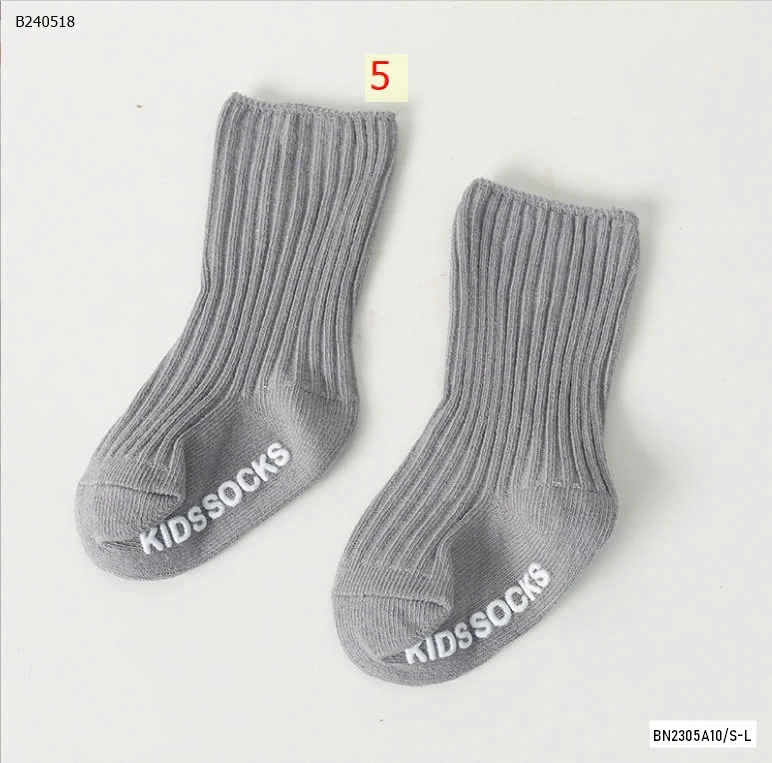 TẤT TRƠN MÀU CHỐNG TRƯỢT