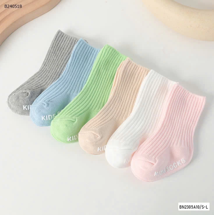 TẤT TRƠN MÀU CHỐNG TRƯỢT