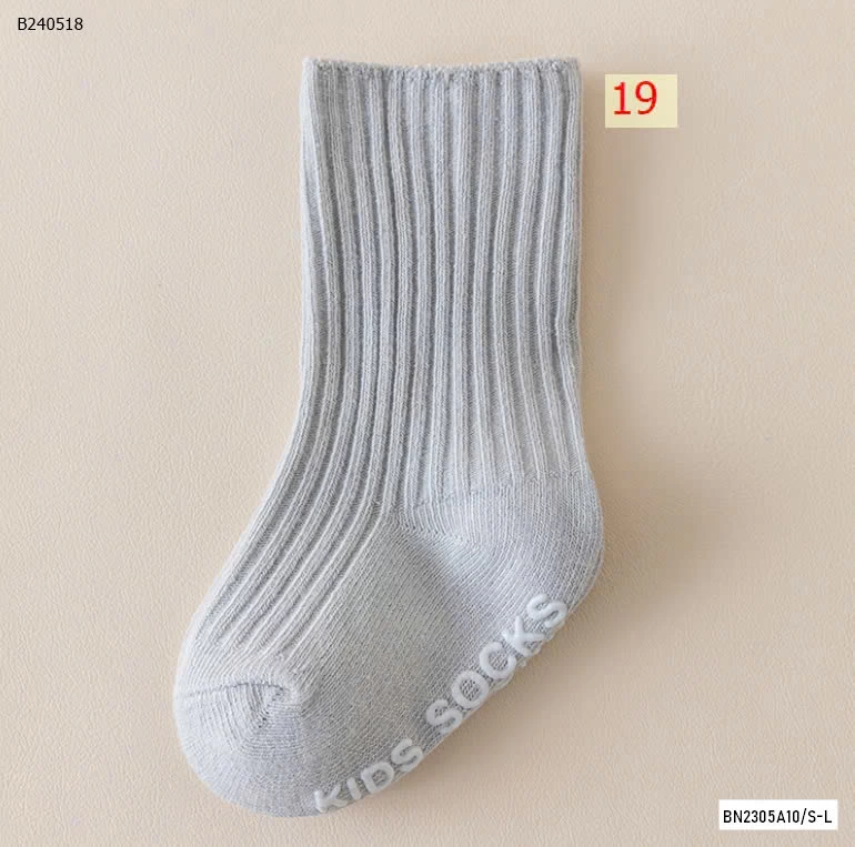 TẤT TRƠN MÀU CHỐNG TRƯỢT