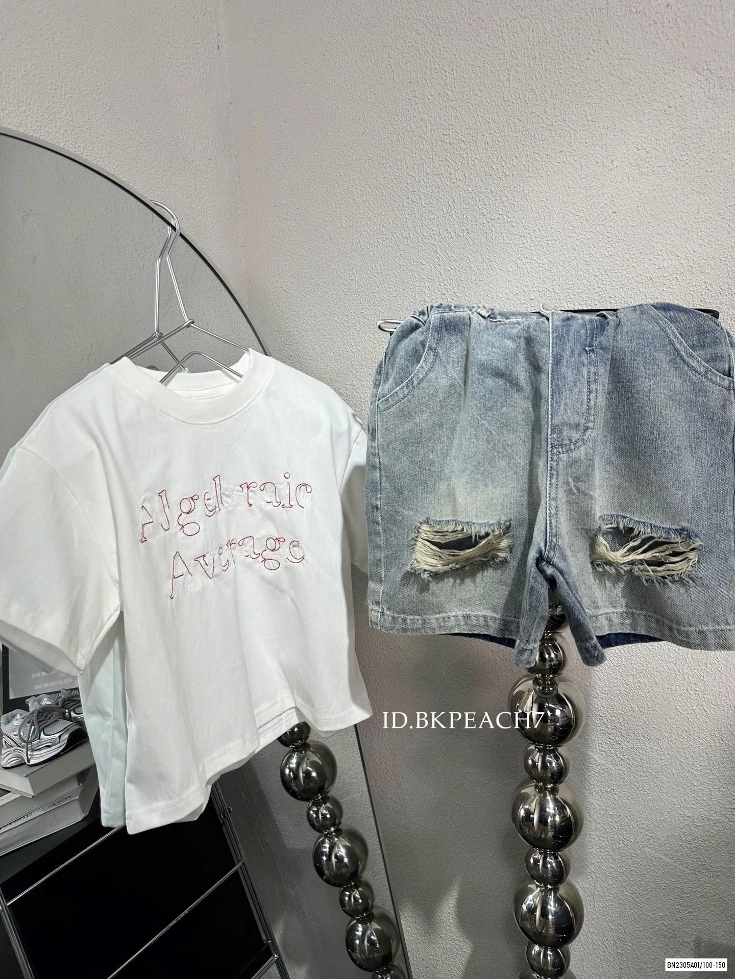 SHORT JEANS RÁCH GỐI