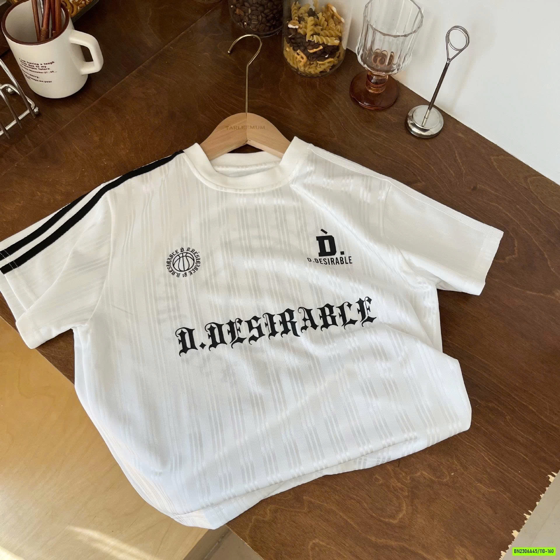 ÁO THUN THỂ THAO TRẮNG BT