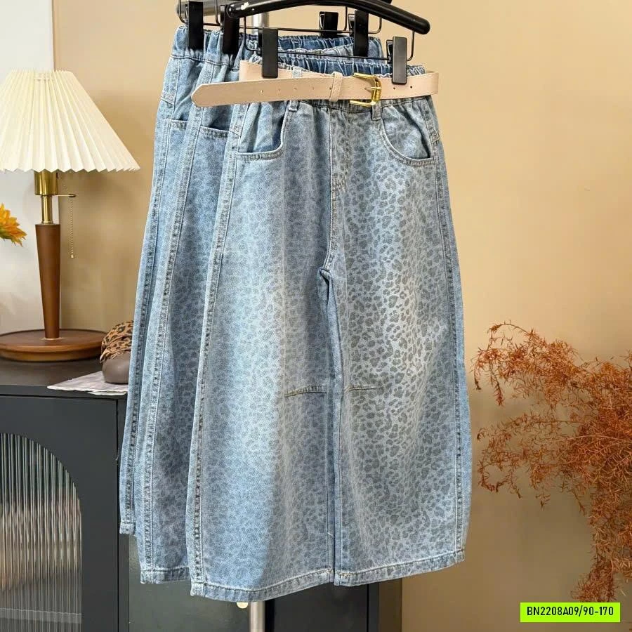 QUẦN JEANS ỐNG RỘNG HỌA TIẾT DA BÁO