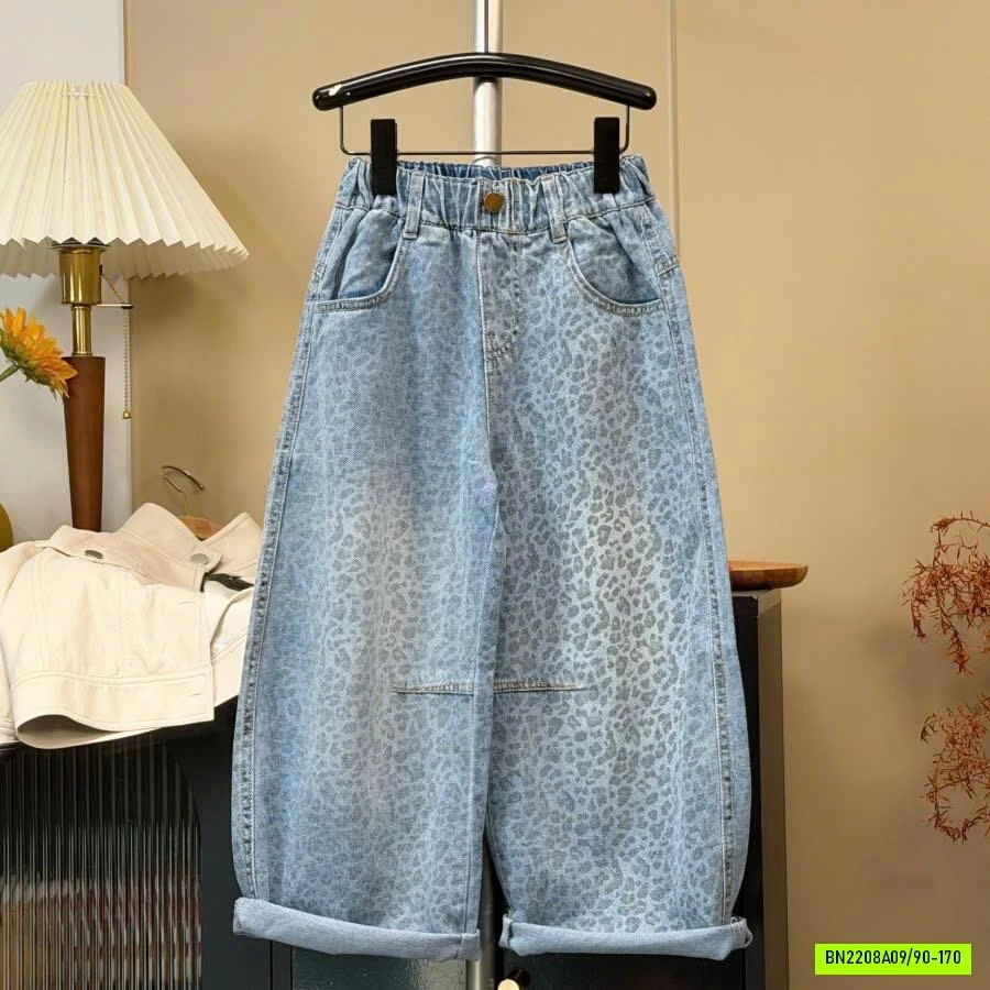 QUẦN JEANS ỐNG RỘNG HỌA TIẾT DA BÁO