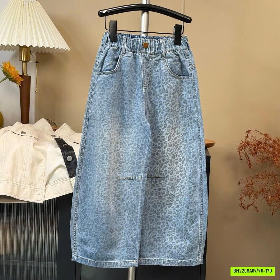 QUẦN JEANS ỐNG RỘNG HỌA TIẾT DA BÁO